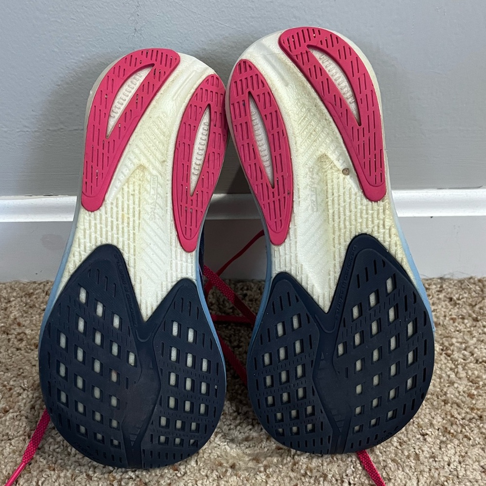 Brooks Hyperion, women’s 6.5 - Picture 7 of 7
